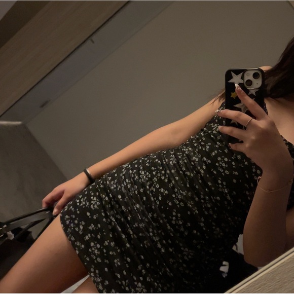 garage dress - Picture 2 of 3